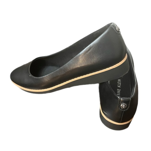 Anne Klein Iflex Serene Black Vegan Leather, Slip on, Ballet Flat. Wmn 9M - Picture 4 of 10
